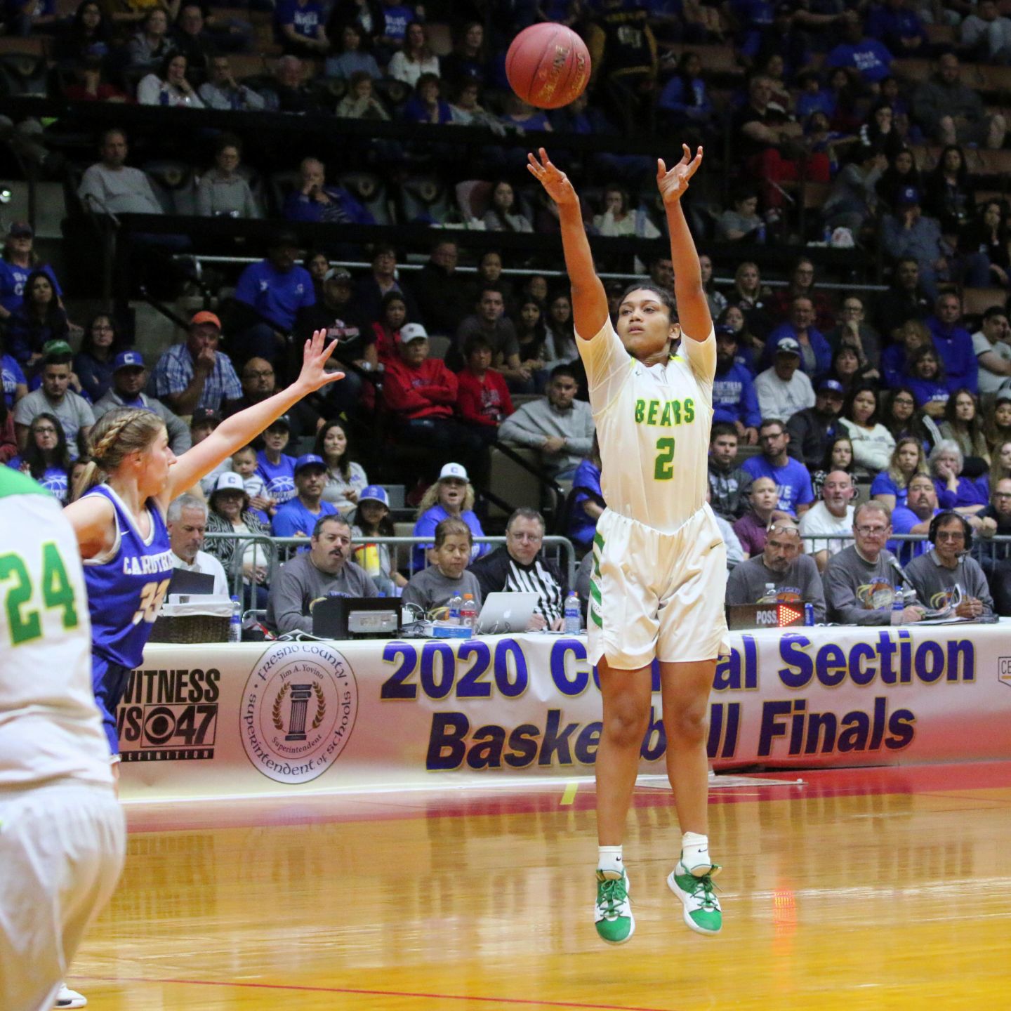 Sierra Pacific upended by Caruthers in D-IV finals